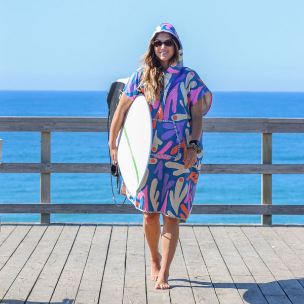 fun and vibrant hooded poncho towel, lightweight, microfibre, recycled polyester. Surf Poncho. Local. Surfcoast. Victoria. Matching hooded towels for people and dogs. Dog Accessories. Durable collars and leads for dogs. Functional products for dogs.