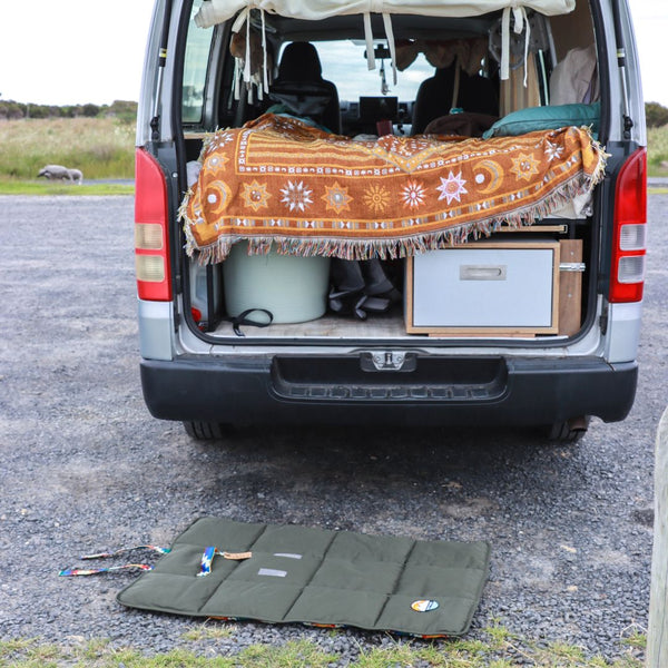 Water Resistant Travel Dog Mat, Compact Dog Bed, Travel Dog Bed, Training Mat for dogs