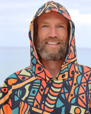 Recycled and lightweight hooded towel - surf poncho. Microfibre. Unisex