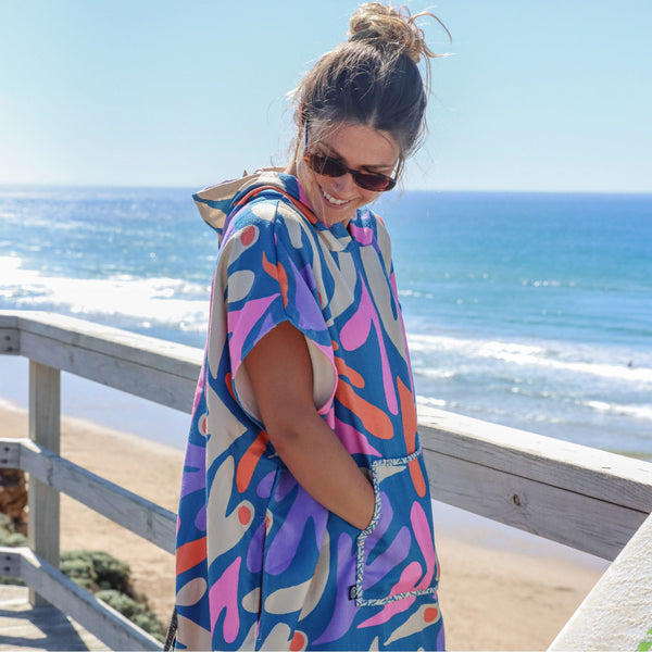 fun and vibrant hooded poncho towel, lightweight, microfibre, recycled polyester. Surf Poncho. Local. Surfcoast. Victoria. Matching hooded towels for people and dogs. 