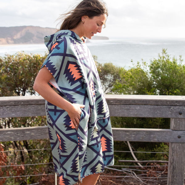 Recycled, lightweight surf poncho